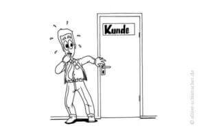 Comic: Verkäufer steht vor der Tür eines Kunden und traut sich nicht rein.