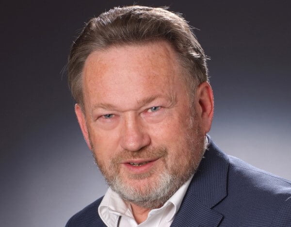 Bernd Stelzer